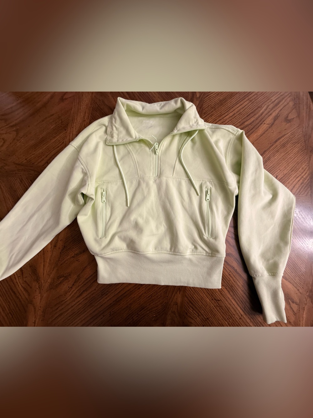 Old navy active dynamic fleece  w Zip Pockets size small